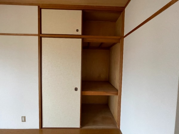 収納(別号室)