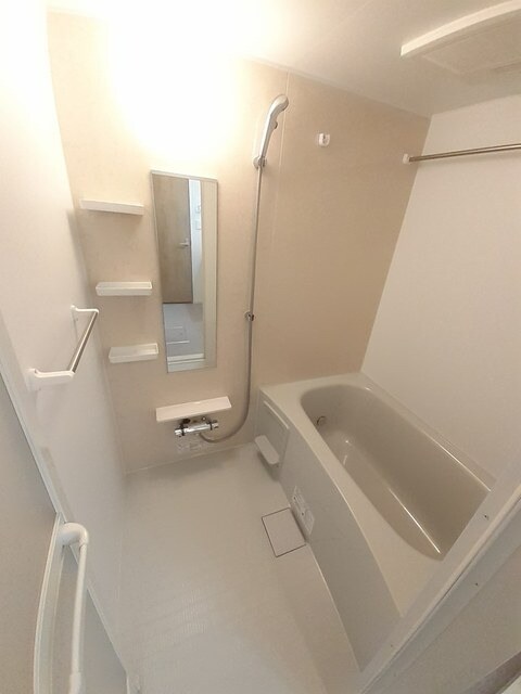 物件内観写真6　(同型タイプ)