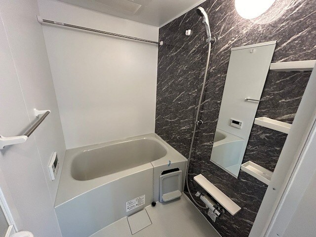 物件内観写真6　(同型タイプ)