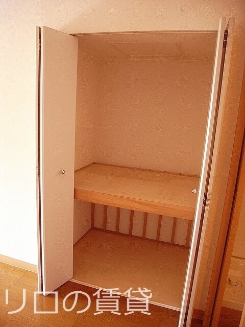 物件内観写真8　(別号室)