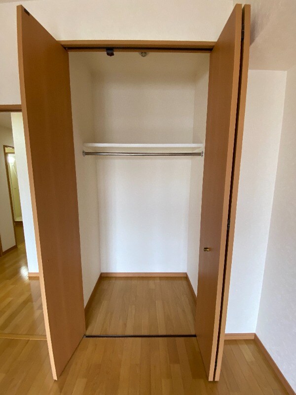 物件内観写真11　(別号室)