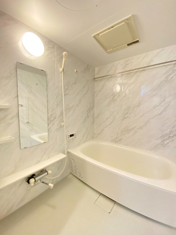 物件内観写真6　(同型イメージ)