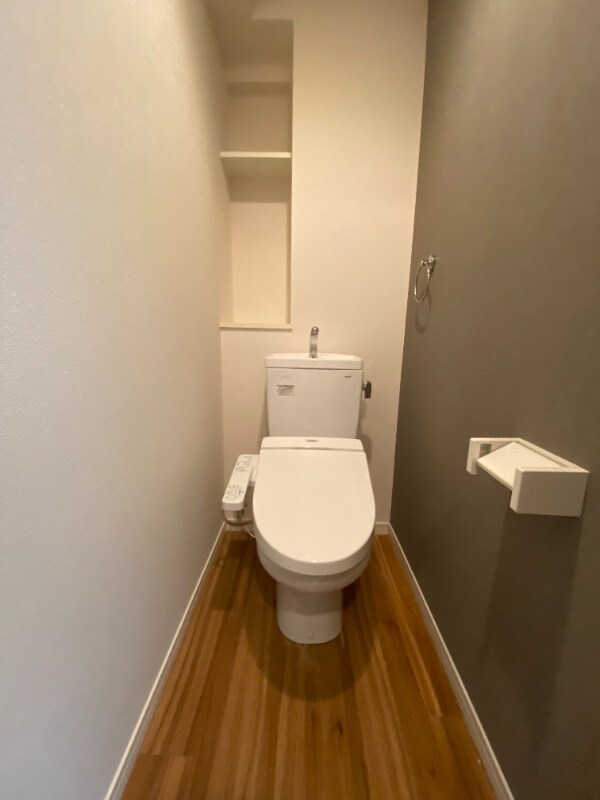 トイレ(同型イメージ)