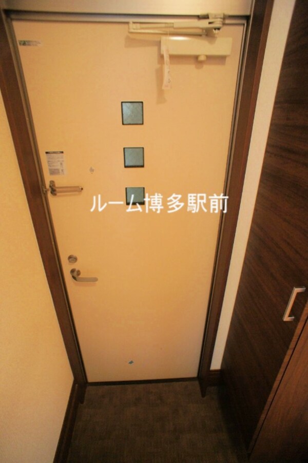 玄関(別号室イメージ)
