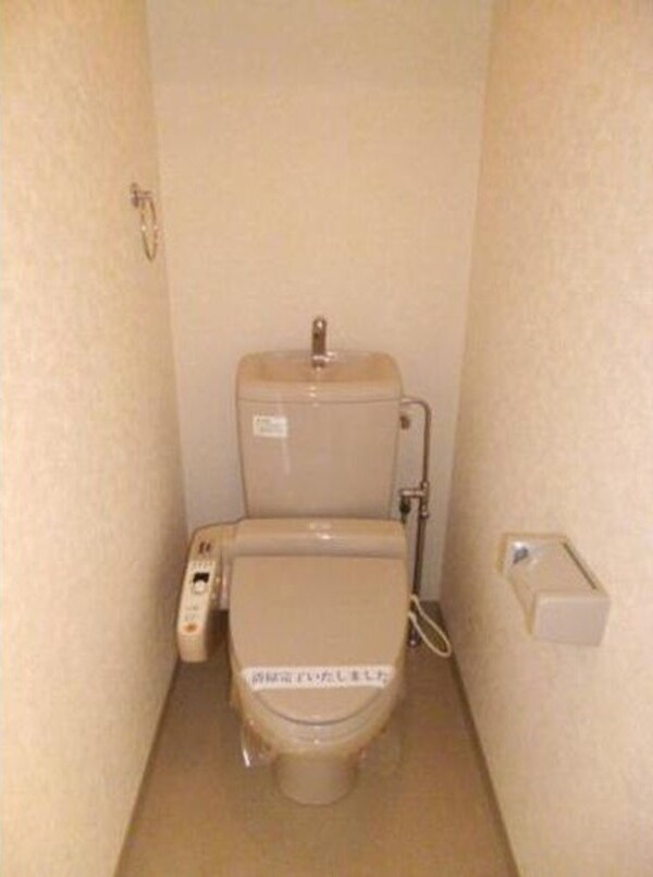 トイレ(別号室)