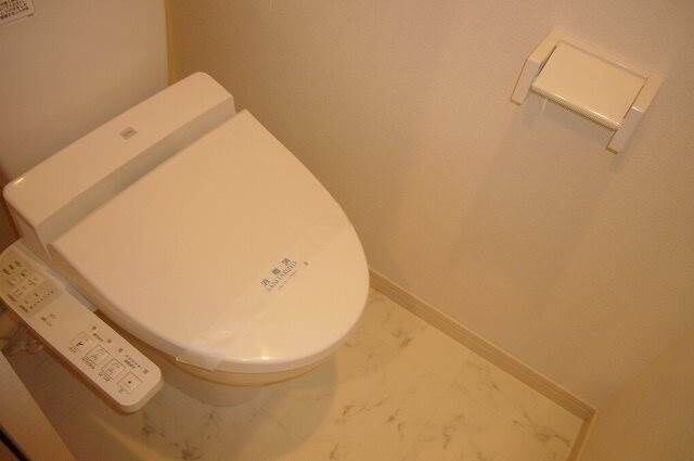 物件内観写真5　(同型イメージ)