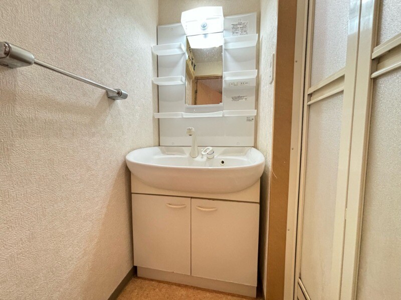 物件内観写真11　(別号室)