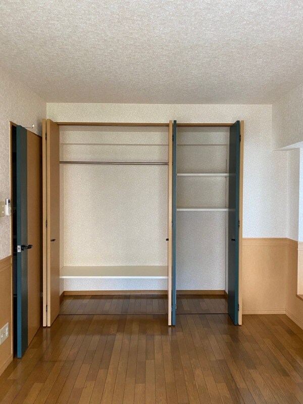 物件内観写真8　(別号室)