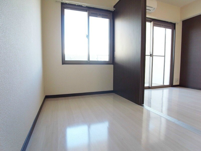 物件内観写真8　(別号室)