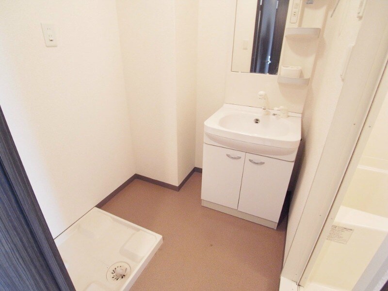 物件内観写真12　(別号室)