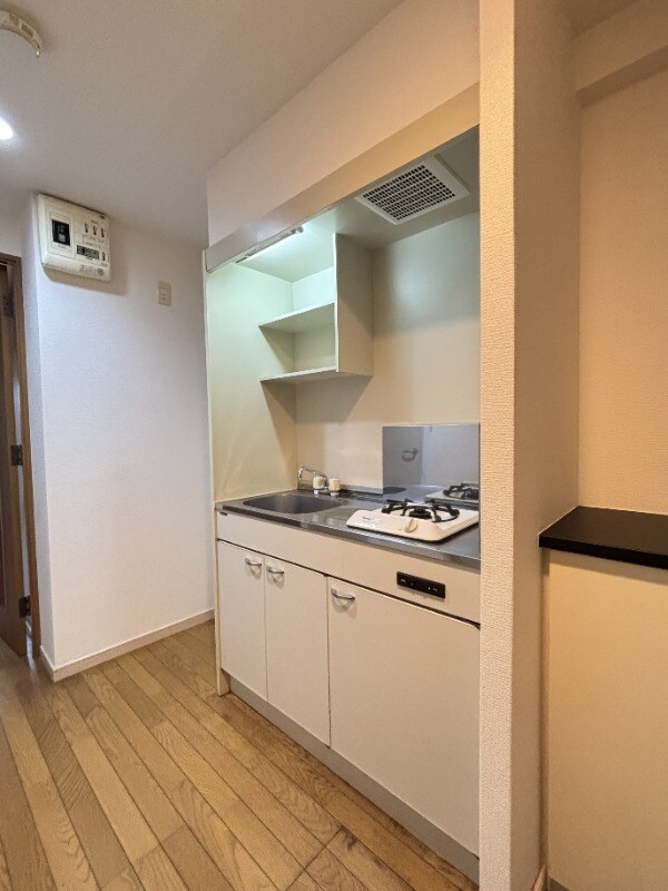 物件内観写真4　(403号室　写真)