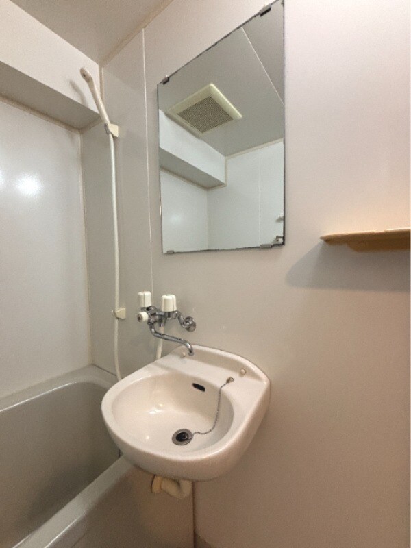 物件内観写真5　(403号室　写真)