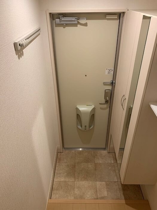 物件内観写真3　(別号室)