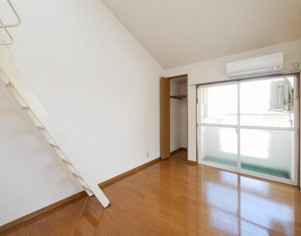 物件内観写真3　(同型タイプ)