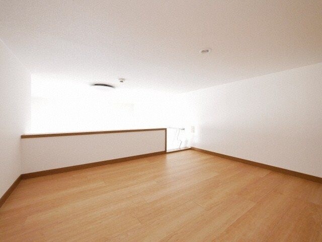 物件内観写真11　(同型タイプ)