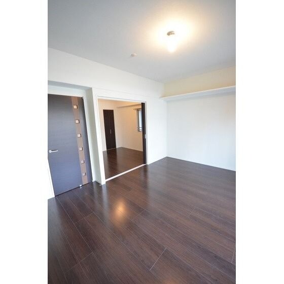 物件内観写真12　(別号室)