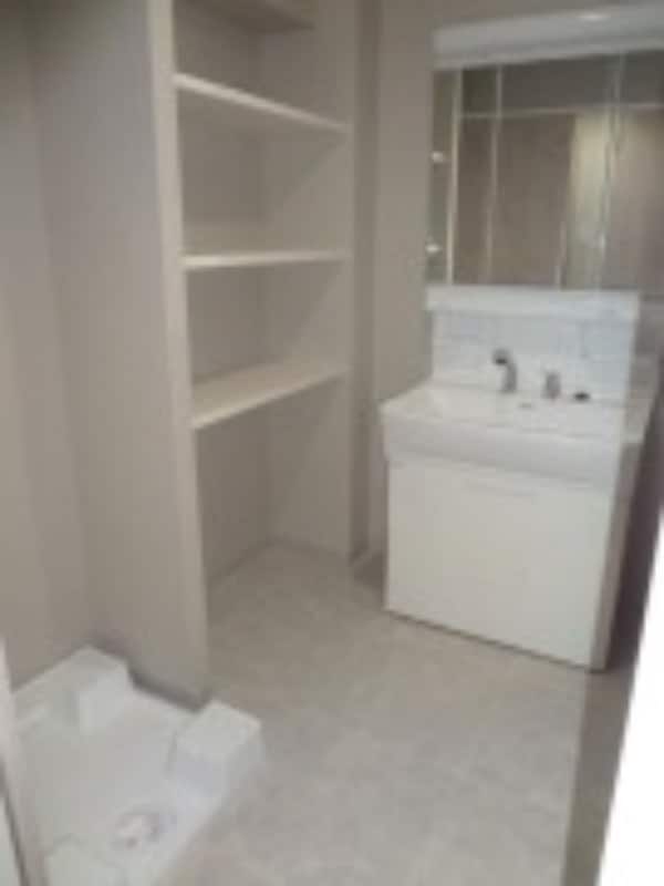 物件内観写真8　(別号室)