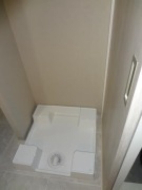 物件内観写真10　(別号室)