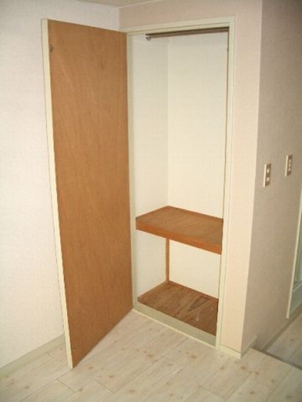 収納(別号室)