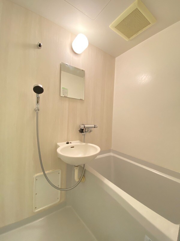 バス／シャワールーム等