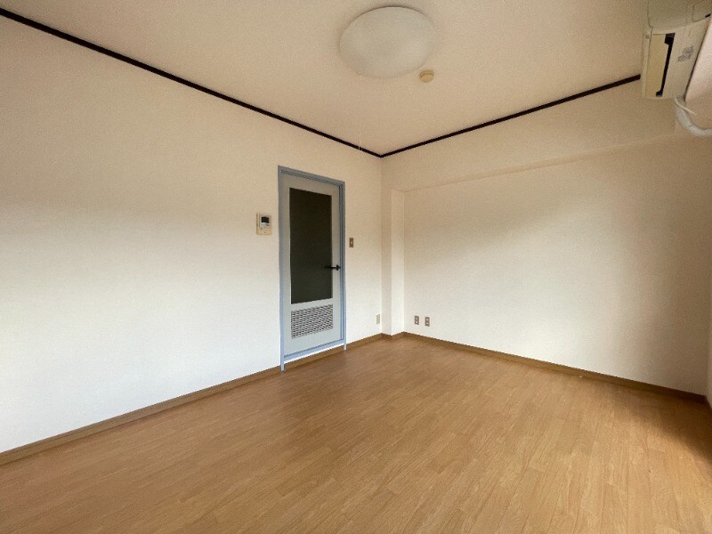 物件内観写真12　(別号室)