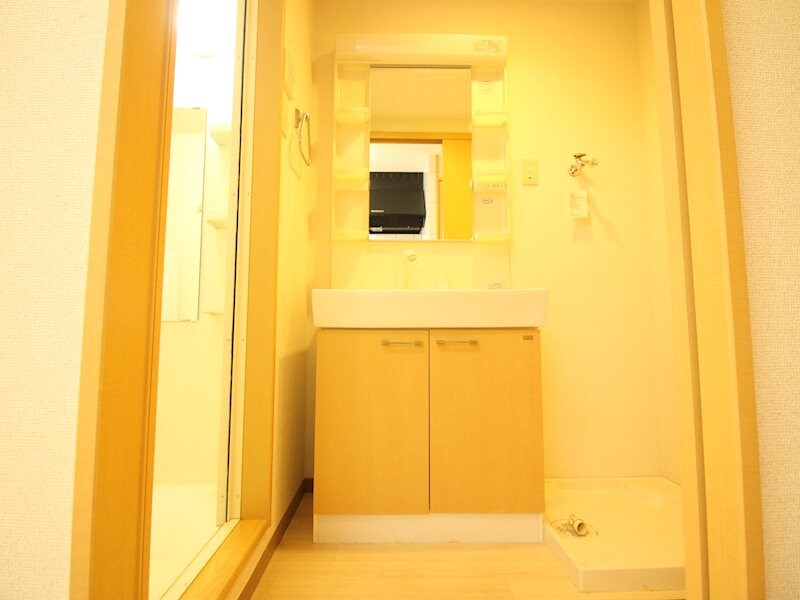 物件内観写真10　(別号室)