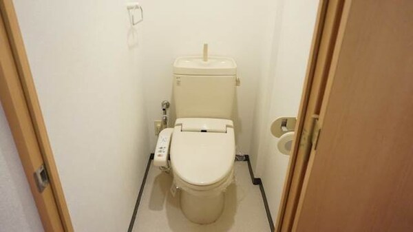 トイレ(写真は現状を優先します。)