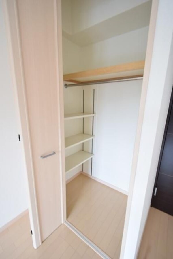 収納(同物件別部屋イメージ)