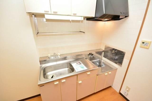 物件内観写真3　(別部屋)