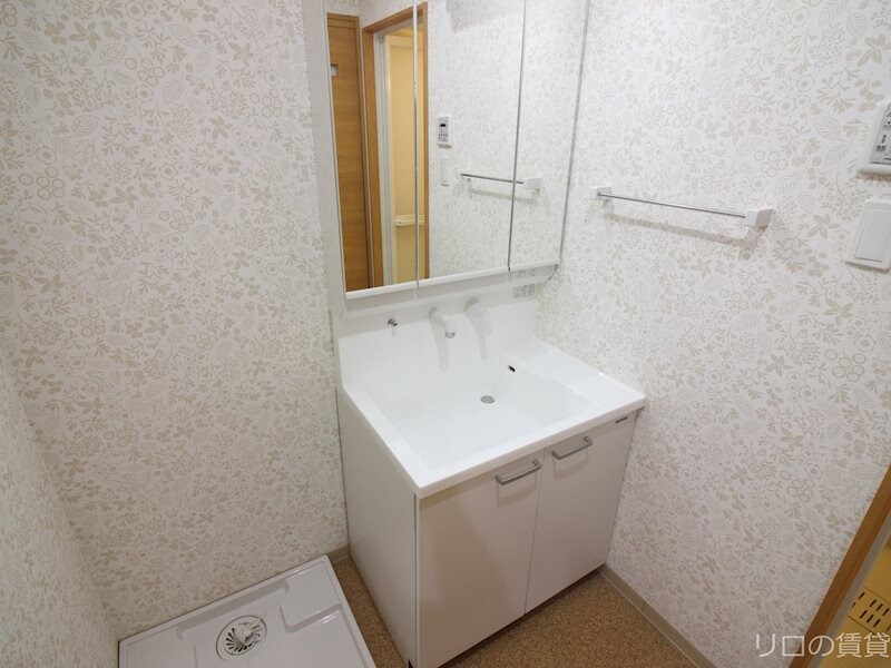 物件内観写真12　(別号室)