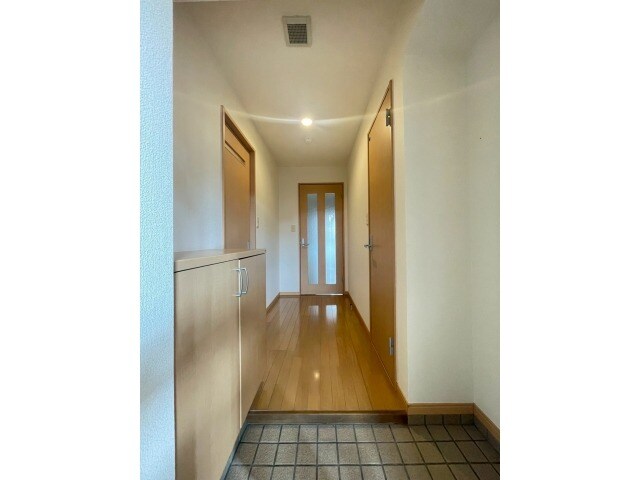 物件内観写真3　(別号室イメージ)