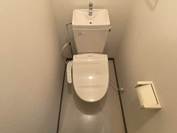 トイレ(同物件別部屋イメージ)