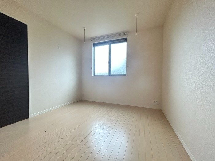 物件内観写真5　(別号室イメージ)