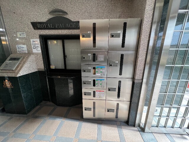 物件外観写真2　(エントランス)