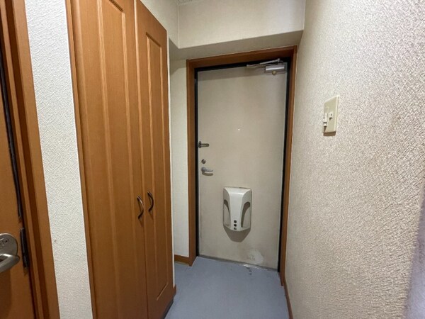 玄関(別号室イメージ)