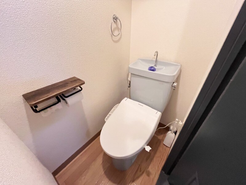 物件内観写真10　(別号室)