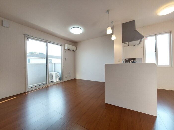 物件内観写真4　(同物件別部屋イメージ)