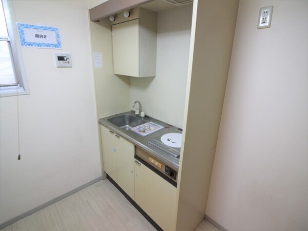 キッチン(別号室イメージ)