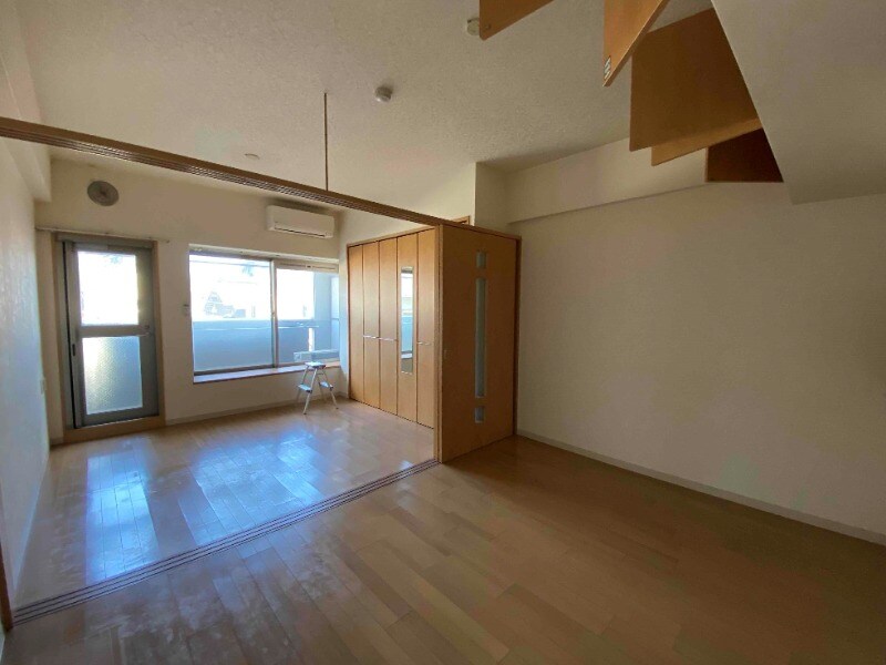 物件内観写真3　(同物件別部屋イメージ)