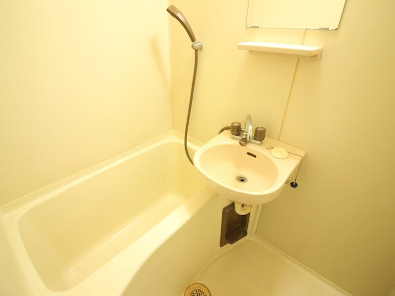 物件内観写真6　(別号室)