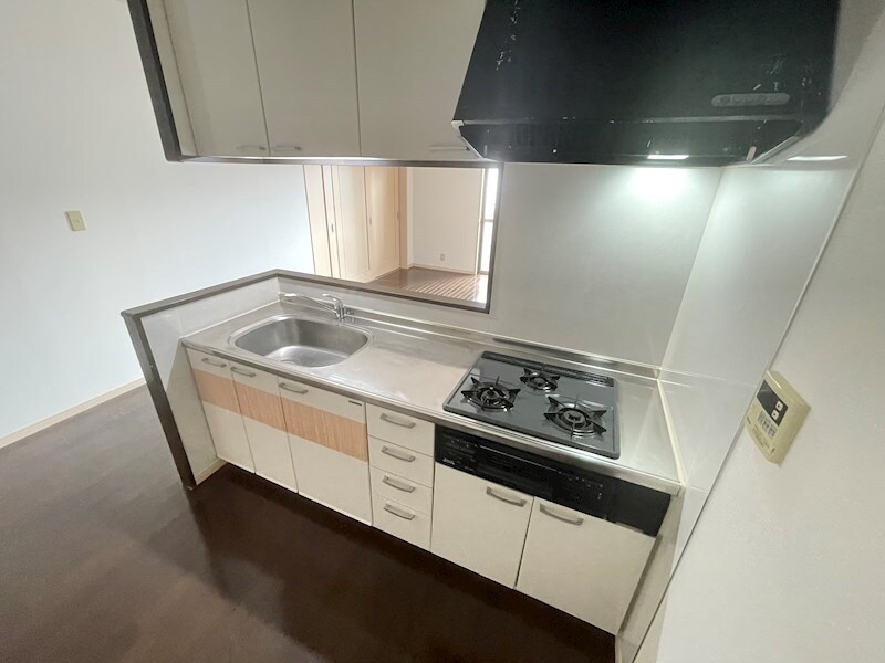 物件内観写真4　(同物件別部屋イメージ)