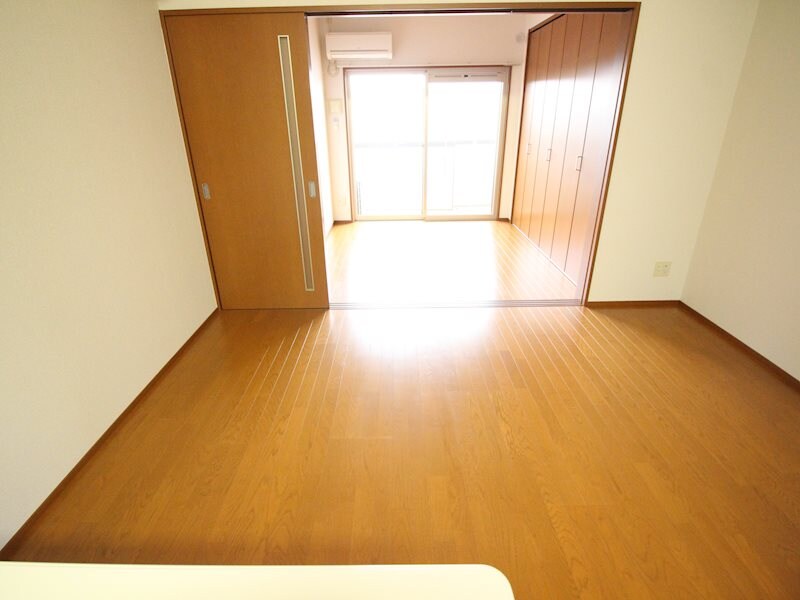 物件内観写真6　(別号室)