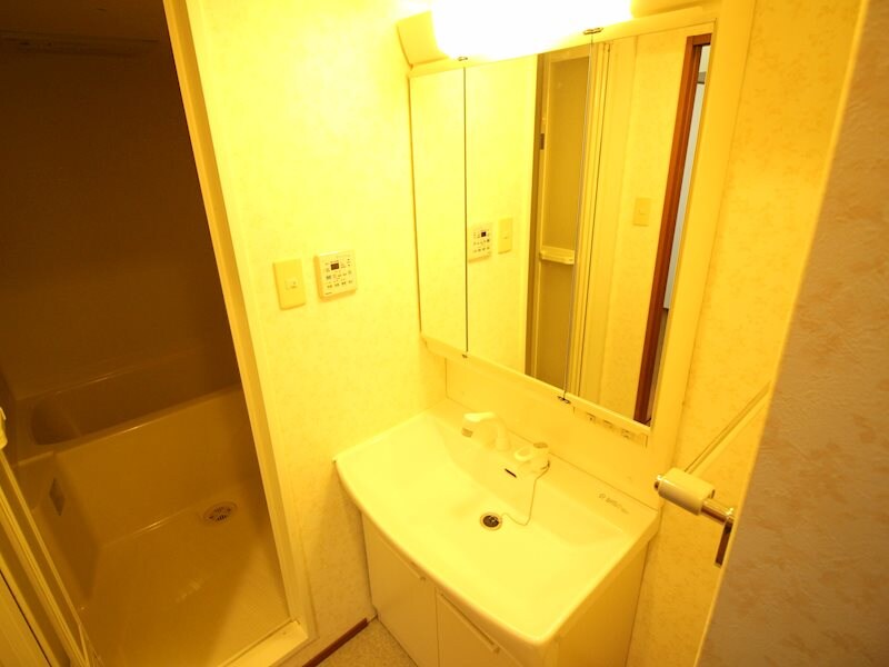 物件内観写真9　(別号室)