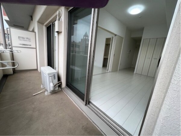 バルコニー(別号室イメージ)