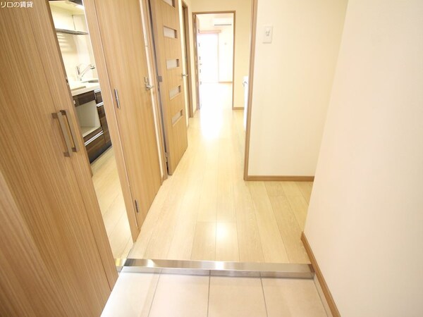 玄関(別号室イメージ)