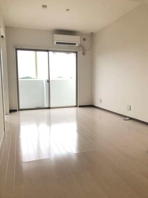 物件内観写真3　(別号室イメージ)