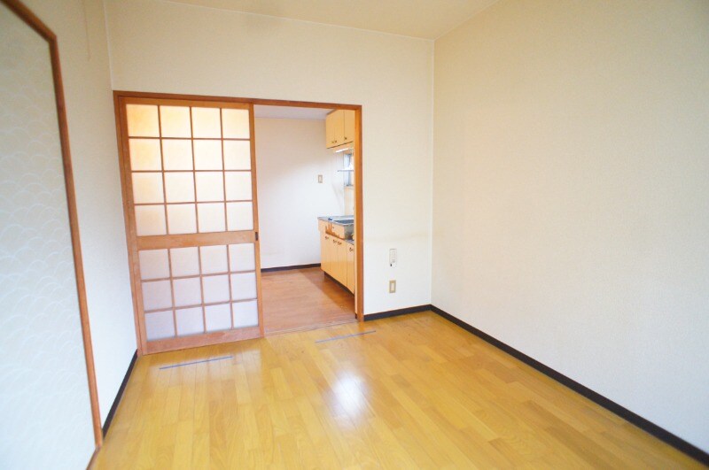 物件内観写真3　(同物件別部屋イメージ)