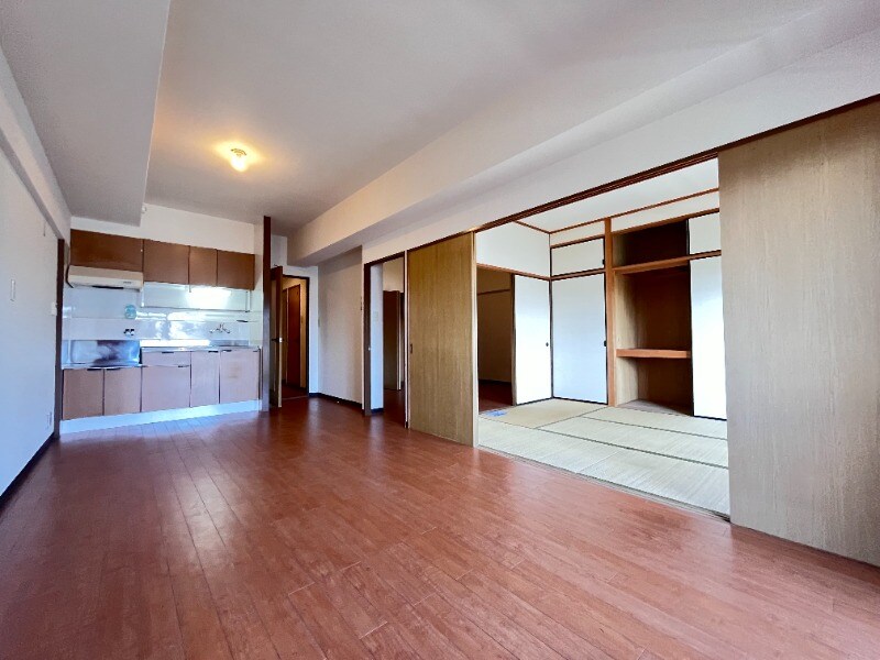 物件内観写真3　(同物件別部屋イメージ)