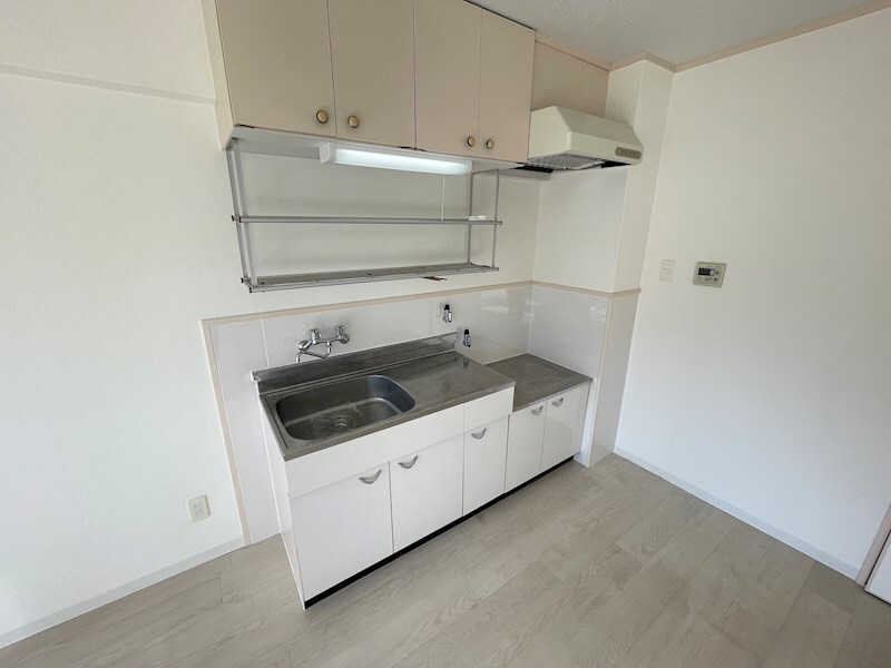 物件内観写真3　(別号室イメージ)