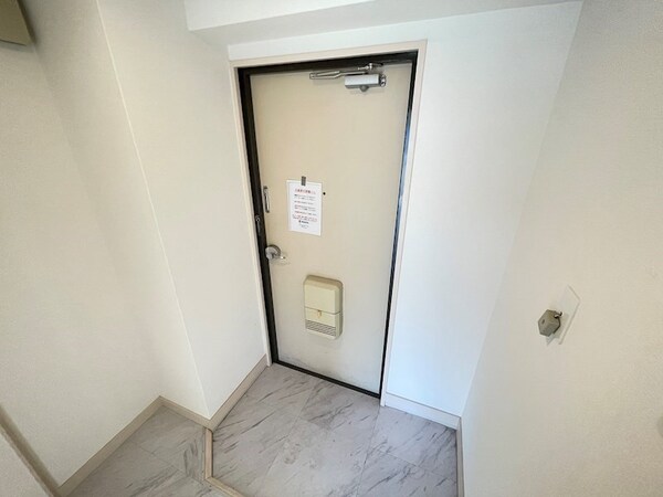 玄関(別号室イメージ)